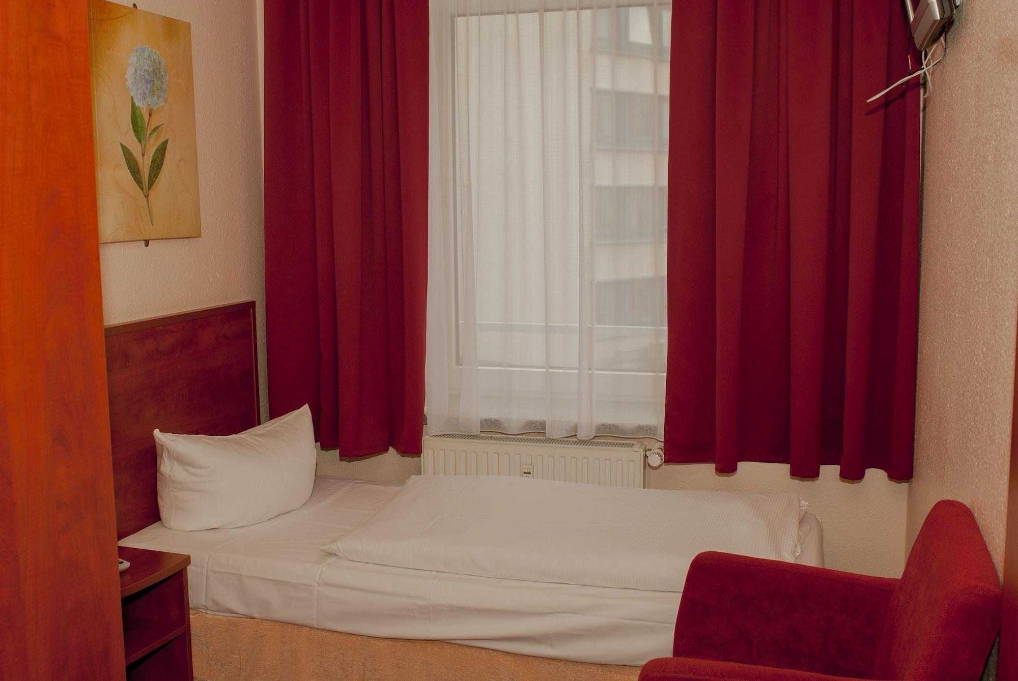 Hotel Residence Am Hauptbahnhof Hamburg-Harburg Exteriör bild