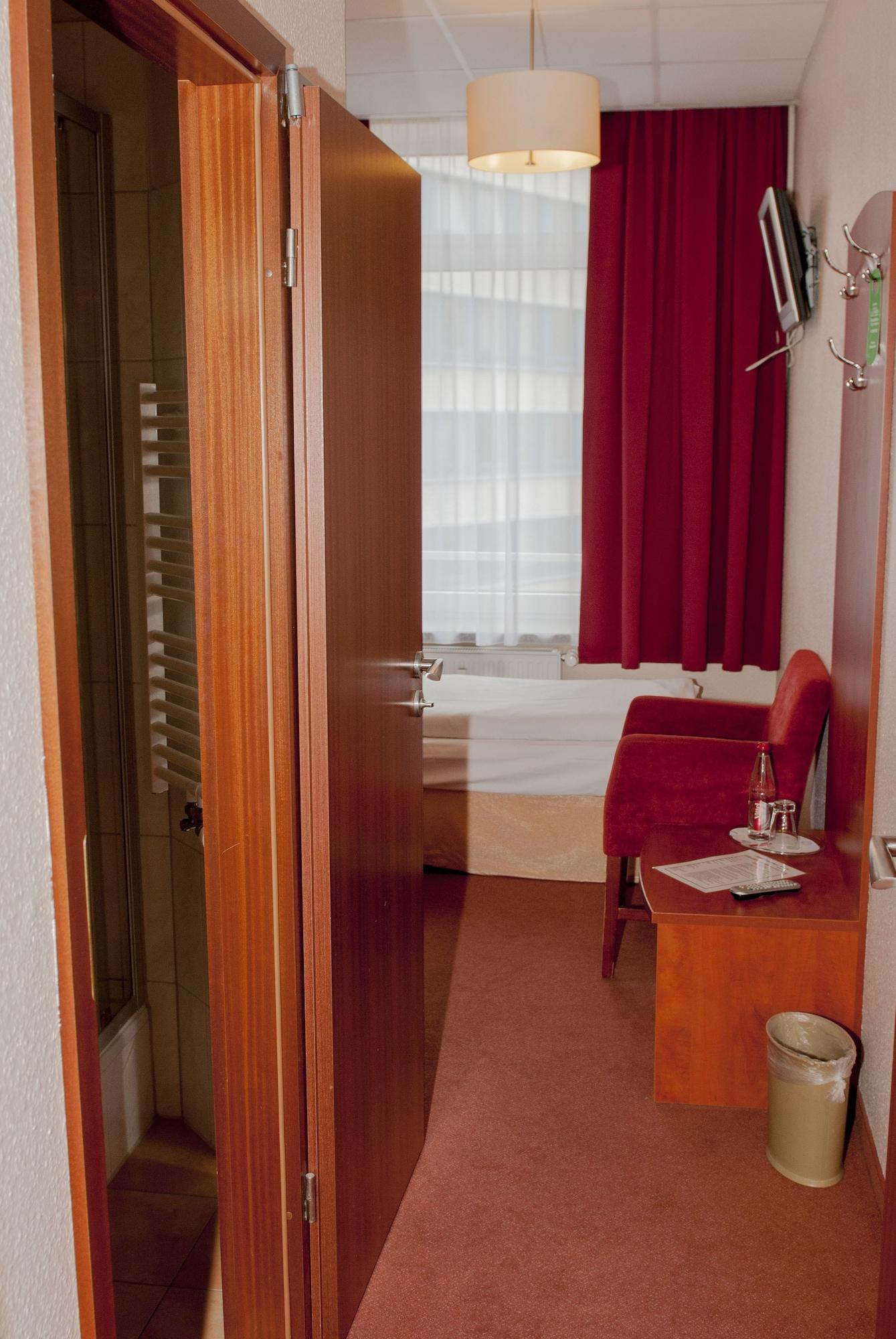 Hotel Residence Am Hauptbahnhof Hamburg-Harburg Exteriör bild